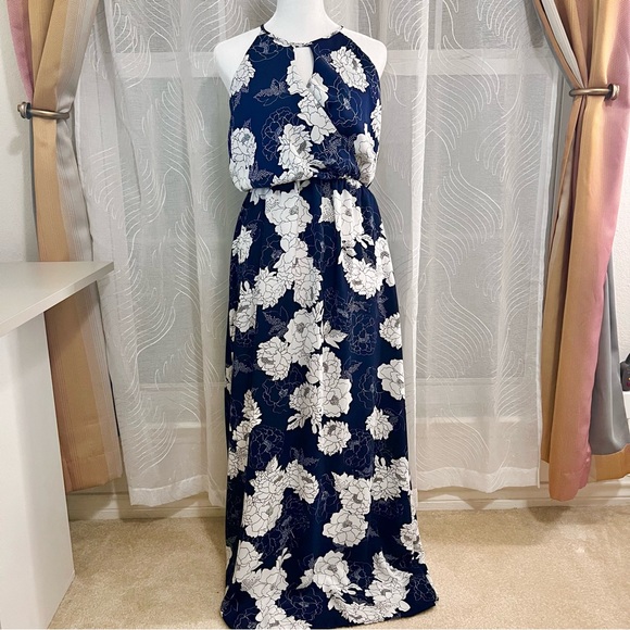 Altar’d State Navy Floral Keyhole Maxi Dress - Picture 1 of 4